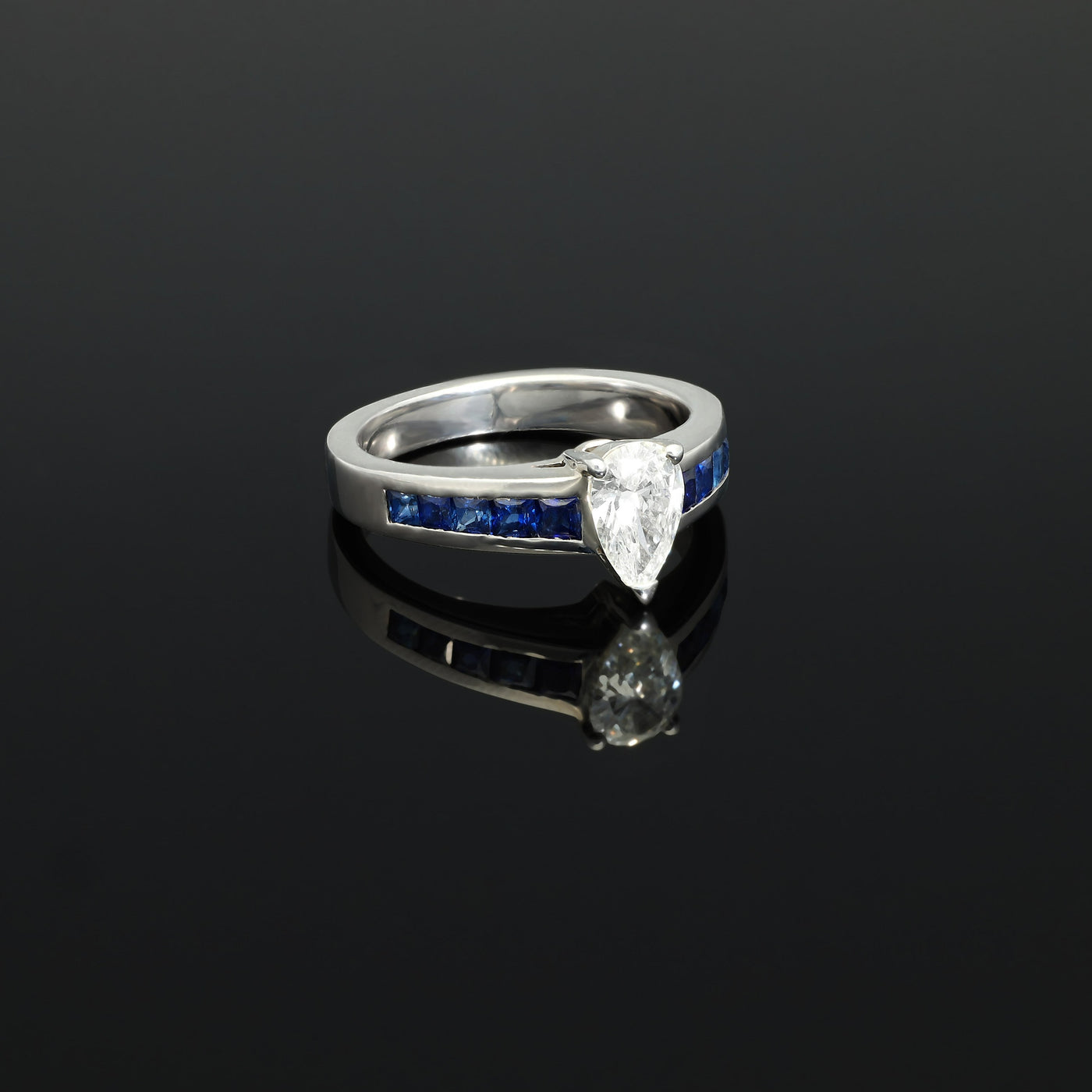 Art Deco 0.75 CT Pear Cut Diamond and Sapphire 18k White Gold Ring, Early 20th Century, France